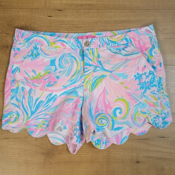 Lilly Pulitzer Shorts - Picture 2 of 12